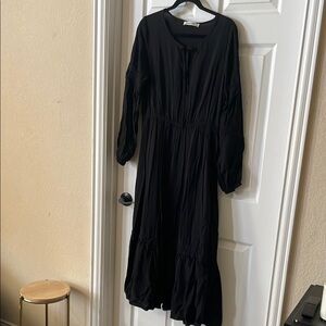 Elegant Black Midi Dress